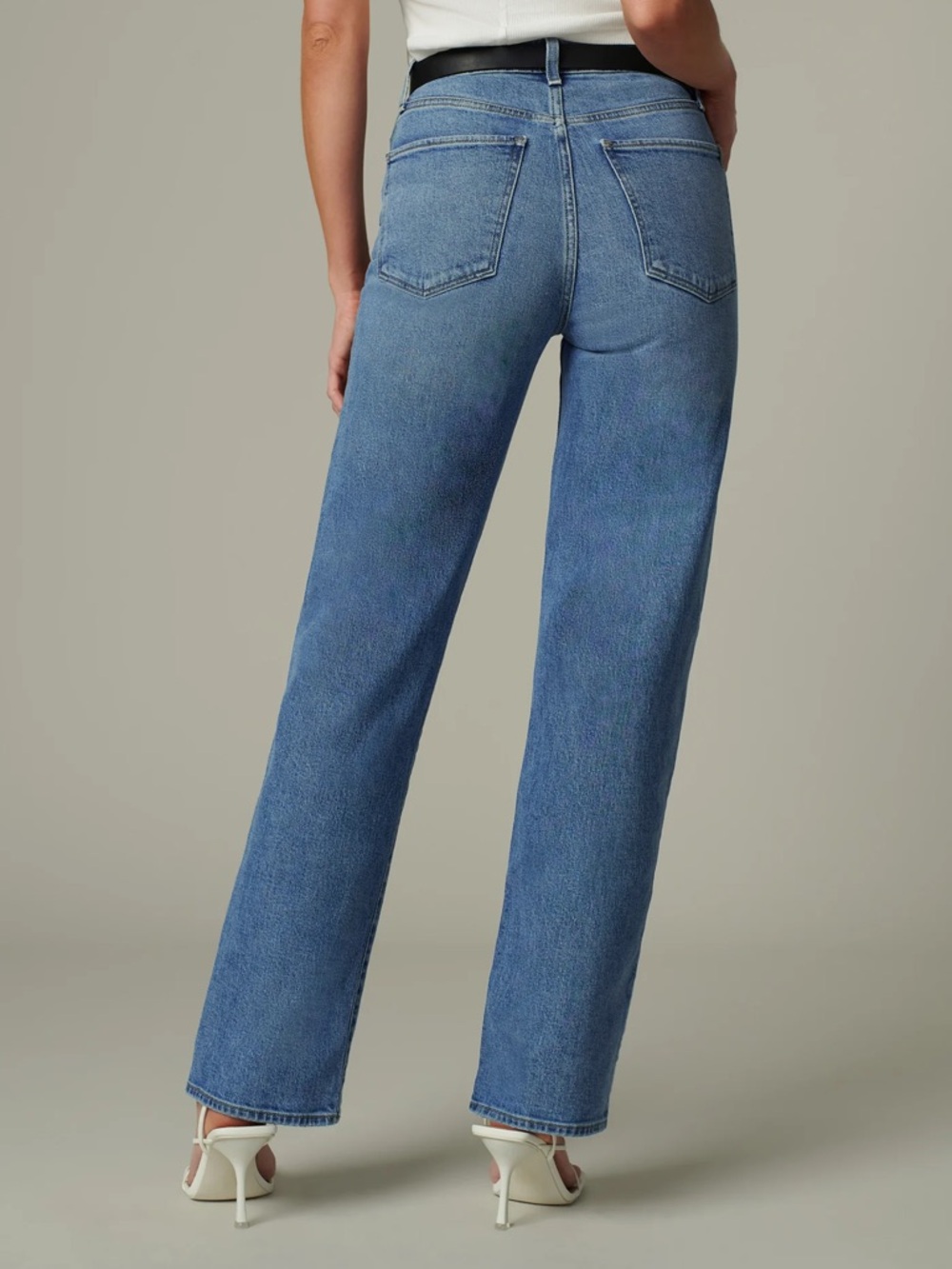 Joe's The Margot High Waist Relaxed Straight Leg Jeans (Good Eye) Size 32 - Picture 8 of 9